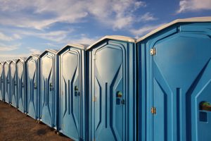 porta potties in a line